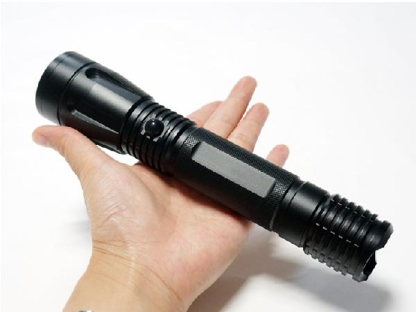 熱い販売軽量2AAA塩の頑丈な電池の便利な白IP67の長い作業時間の小さいペンを点検することはトーチを導きました