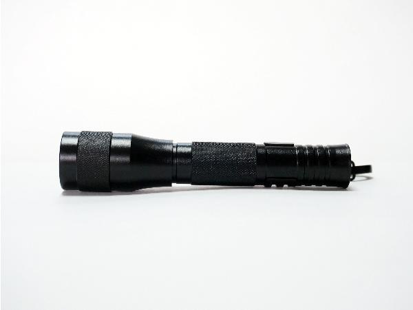 熱い販売軽量2AAA塩の頑丈な電池の便利な白IP67の長い作業時間の小さいペンを点検することはトーチを導きました