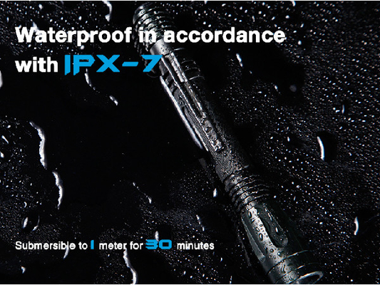 戦術的なペン出力電力屋外LEDの懐中電燈IPX7の防水0.8W