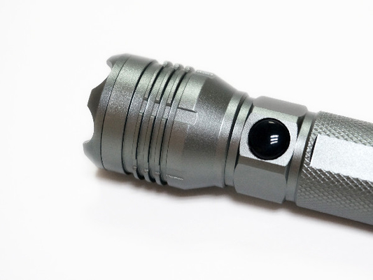 12V - 再充電可能なLEDの懐中電燈のアルミ合金材料を満たす24V車