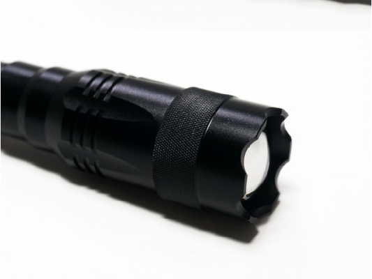 投影的なクリー族LEDのペンの懐中電燈IPX4の防水の黒色
