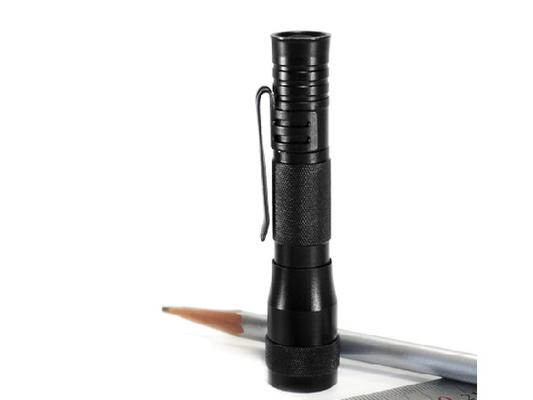 クリー族Q5 Edc キーチェーンの懐中電燈、キーチェーンの戦術的な懐中電燈の適用範囲が広い読書