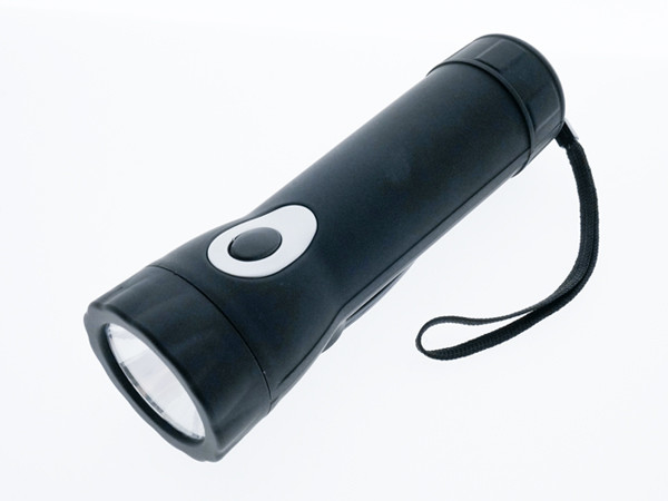 0.5W LEDのダイナモの手動クランクの懐中電燈の接触黒色の照明機能